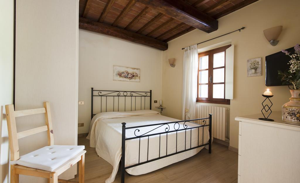 Agriturismo Le Buche Di Viesca 레겔로 외부 사진